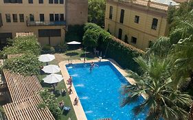 Apartamento Proximo Al Centro De 2 Dormitorios Con Piscina.